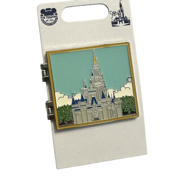 WALT DISNEY WORLD 50TH ANNIVERSARY MICKEY MOUSE PHOTO ALBUM PIN - Picture 3 of 4